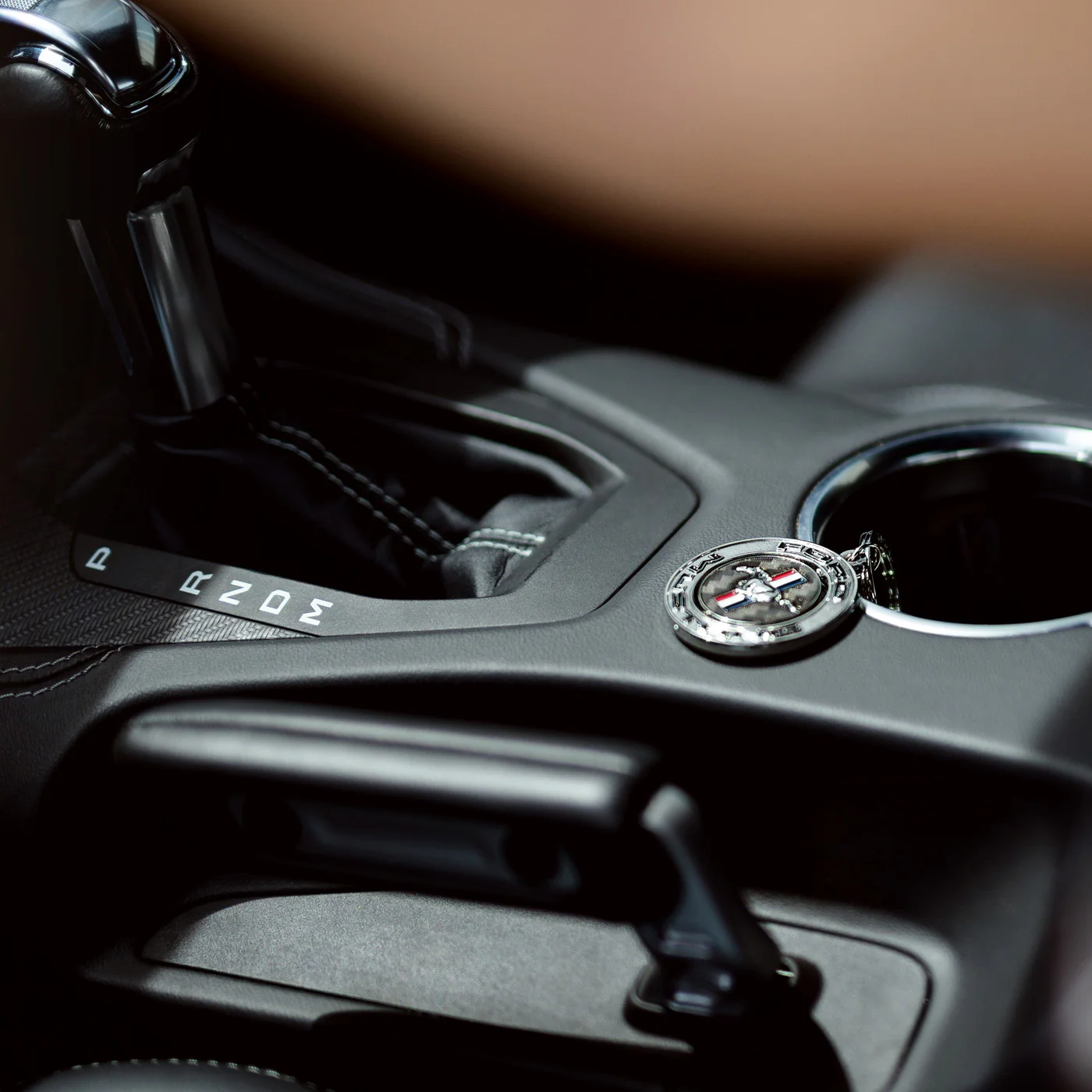 Ford Mustang Tribar Logo Spinner Keychain - Image 4