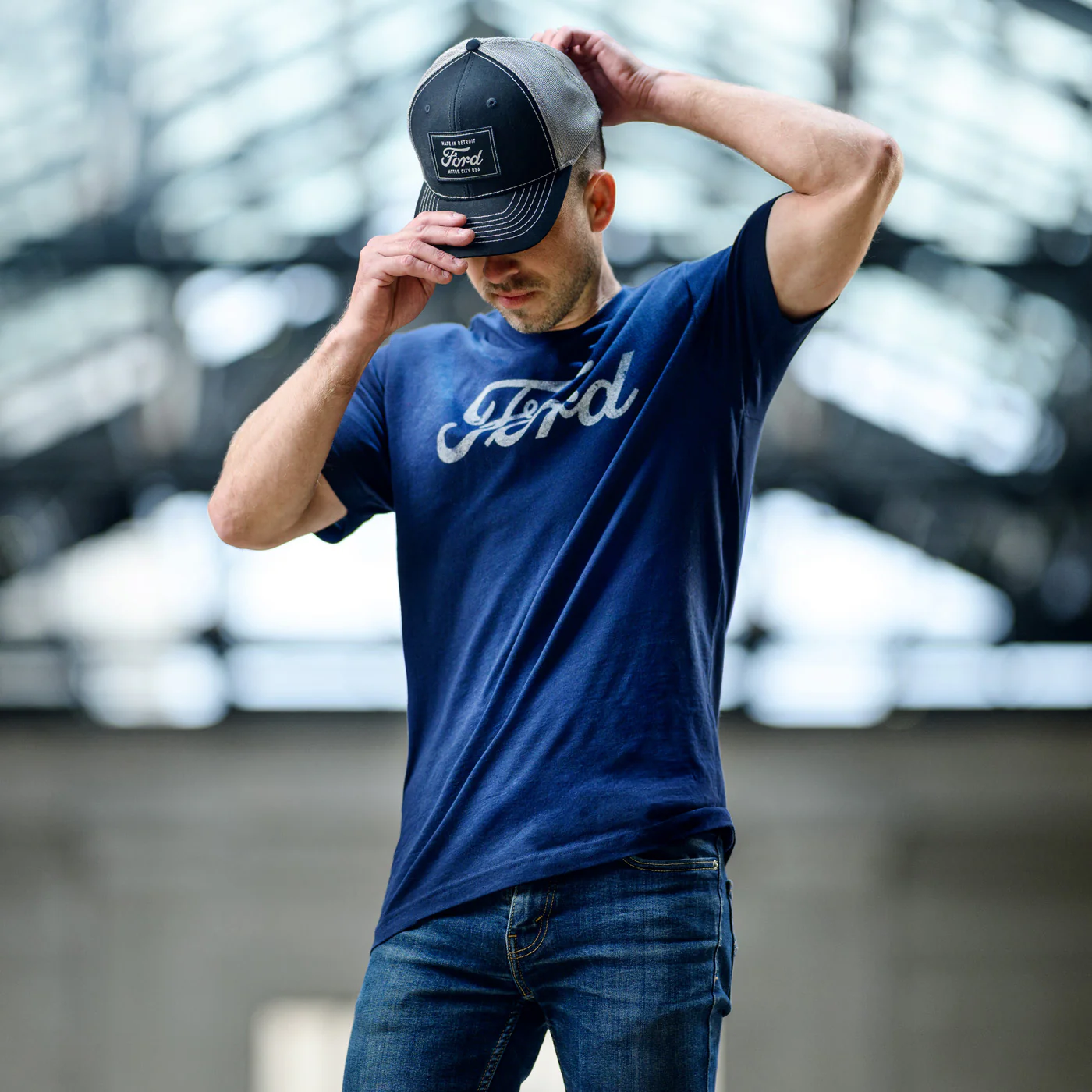 Ford Mens Distressed Script Short Sleeve T-Shirt - Image 5